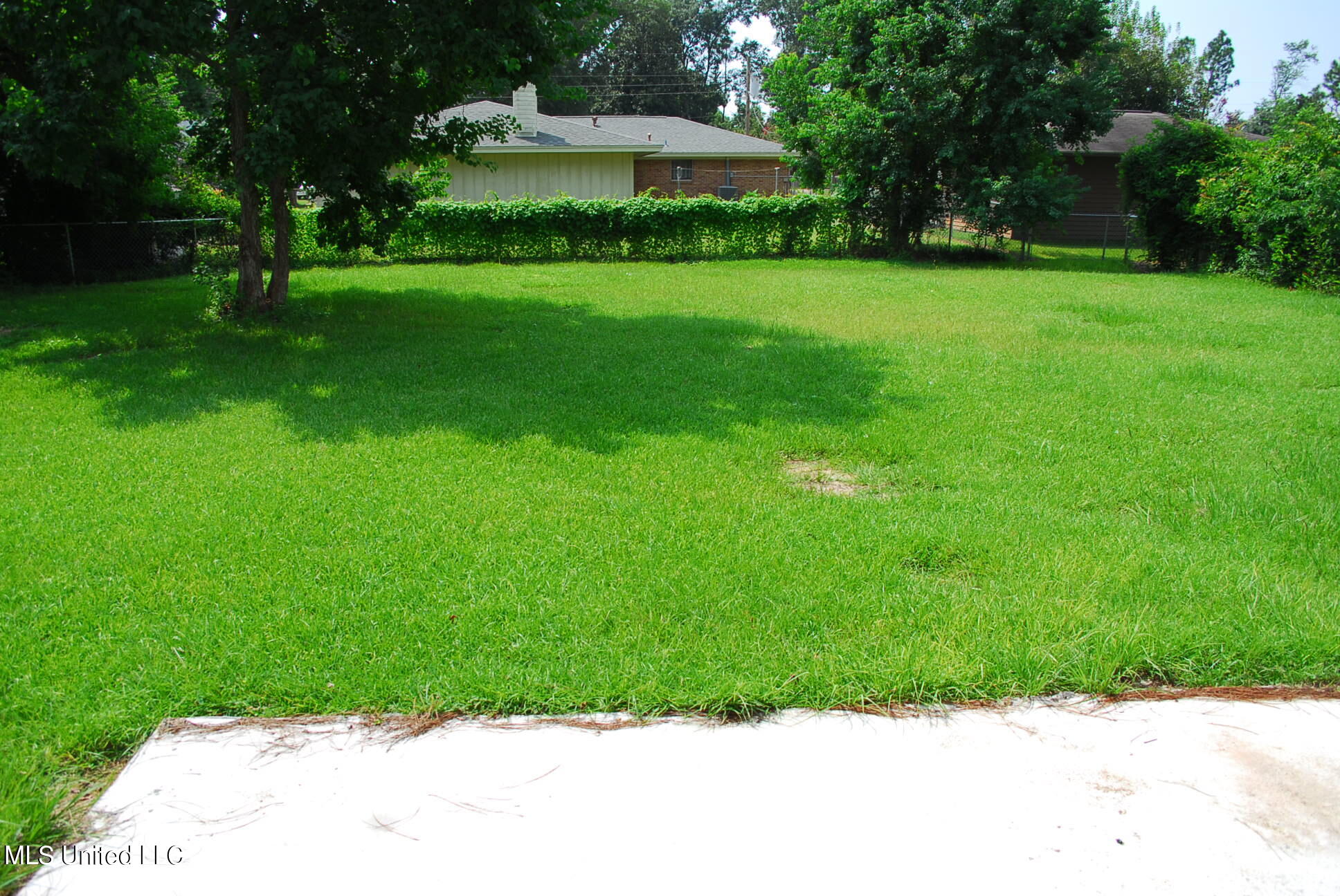 15077 Dedeaux Road Gulfport, MS 39503 - Photo 10 of 10 DSC_9252