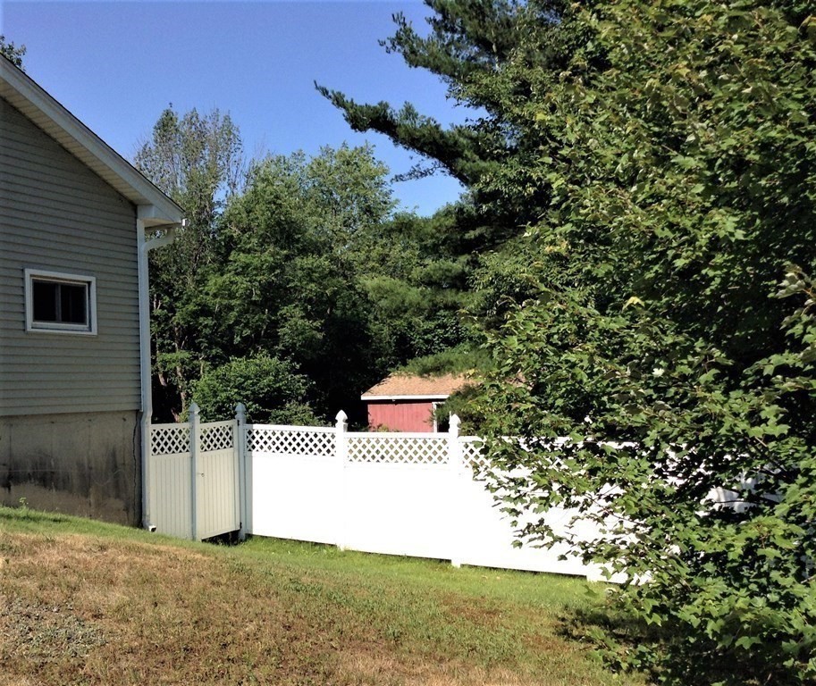 762 Ashby State Road Fitchburg, MA 01420 - Photo 26 of 29 Gallery Image 26