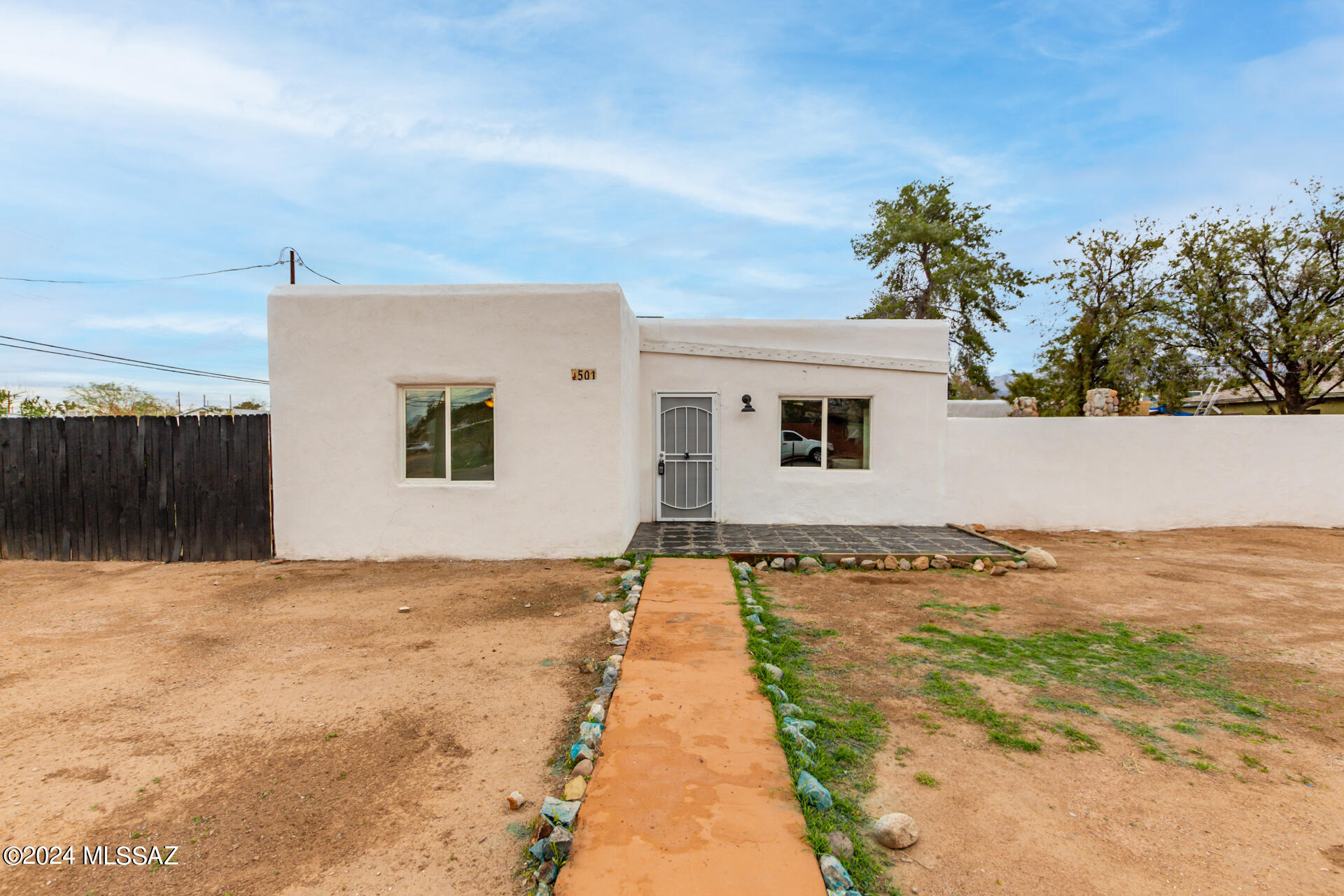 501 East Mohave Road Tucson, AZ 85705 - Photo 1 of 1 Gallery Image 1