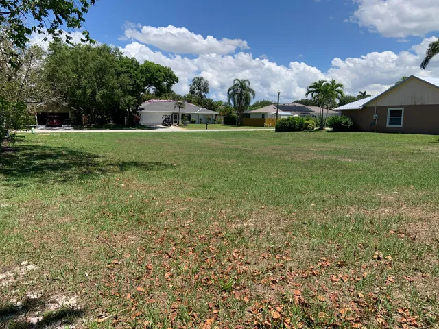 $375,000 | 2712 Yarmouth Drive, Wellington, FL 33414