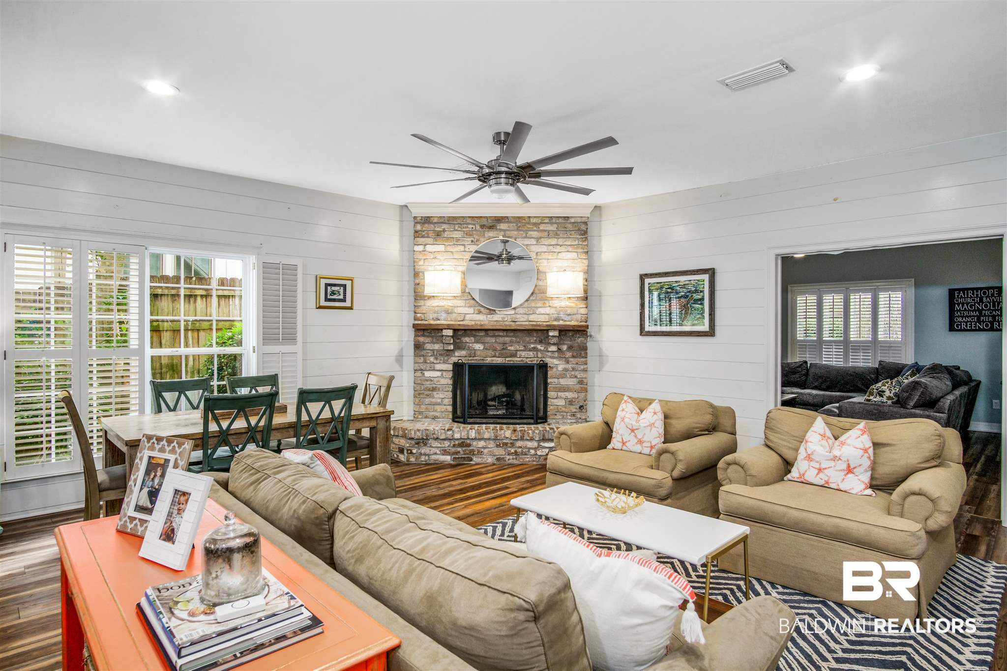 407 Pomelo Street Fairhope, AL 36532 - Photo 9 of 42 Living Room