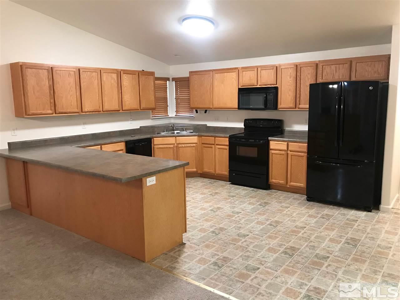1694 Round Up Road Fernley, NV 89408 - Photo 4 of 25 Photo 4