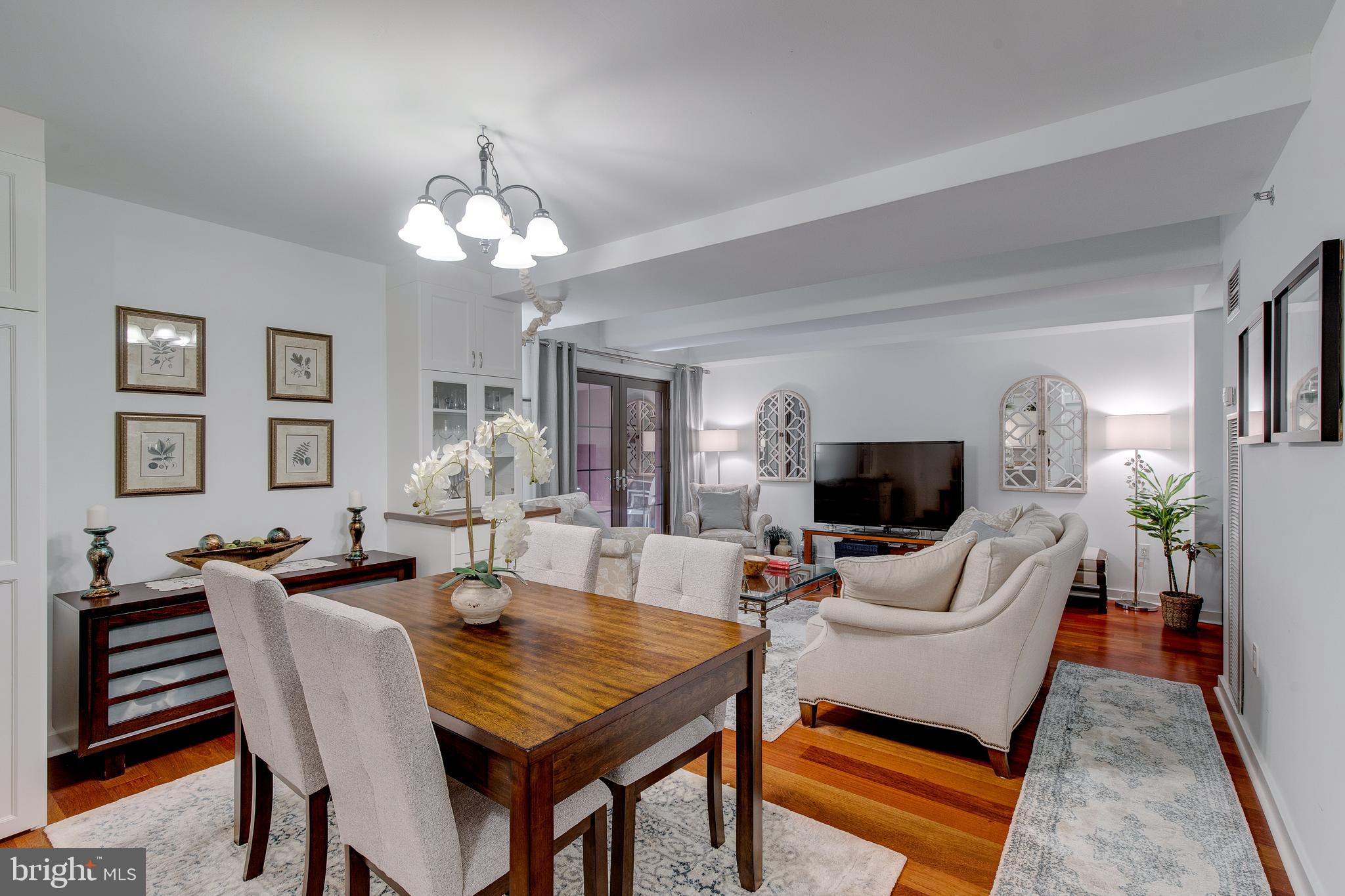 219 South 18th St Unit 522  