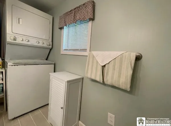 $179,900 | 3 Mapleview Avenue, Busti, NY 14750