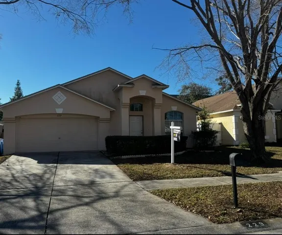 $310,000 | 229 Chardonnay Place, Valrico, FL 33594