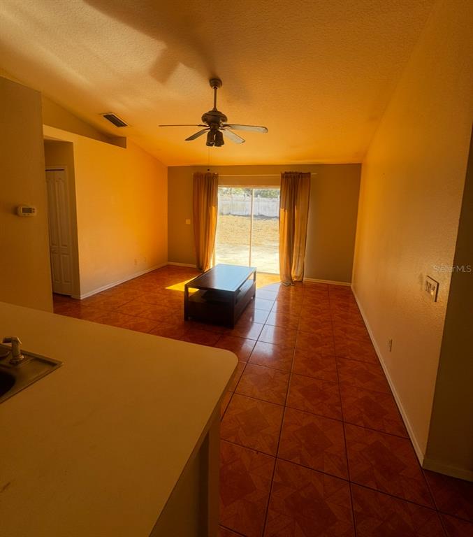 229 Chardonnay Place Valrico, FL 33594 - Photo 11 of 21