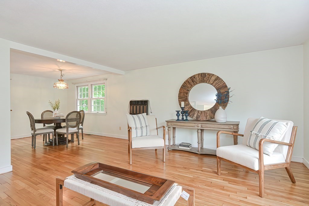 12 Borrows Road Foxboro, MA 02035 - Photo 16 of 41 Gallery Image 16