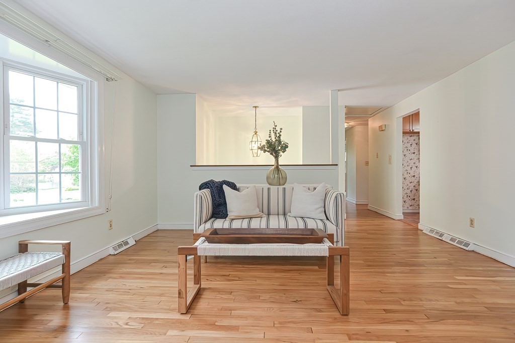 12 Borrows Road Foxboro, MA 02035 - Photo 18 of 41 Gallery Image 18