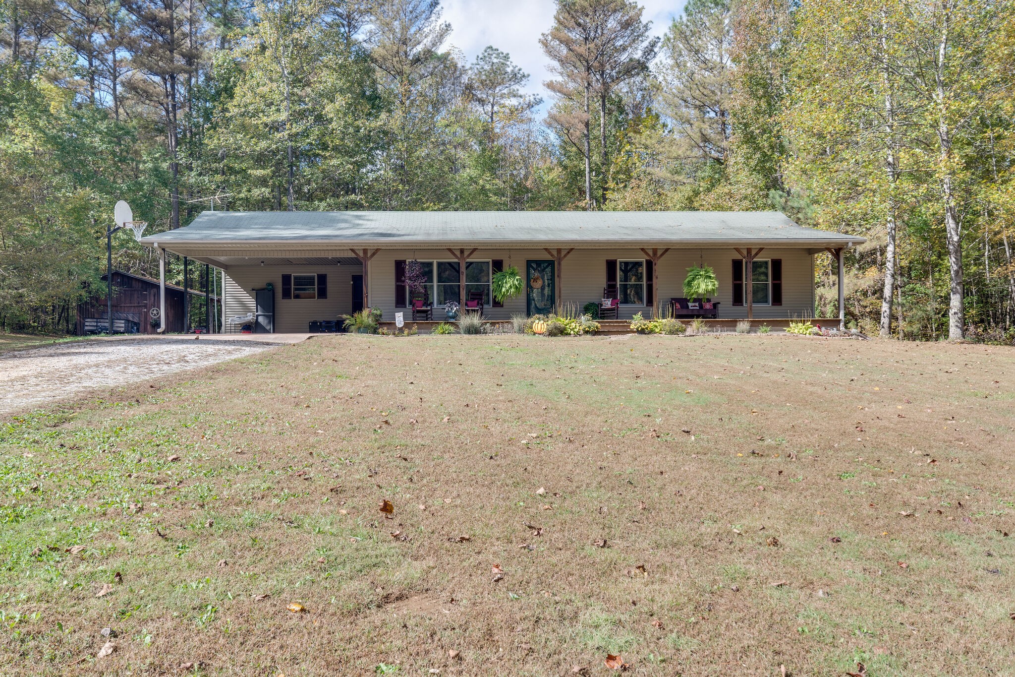 6494 Hurricane Creek Road Linden, TN 37096 - Photo 1 of 31 Gallery Image 1