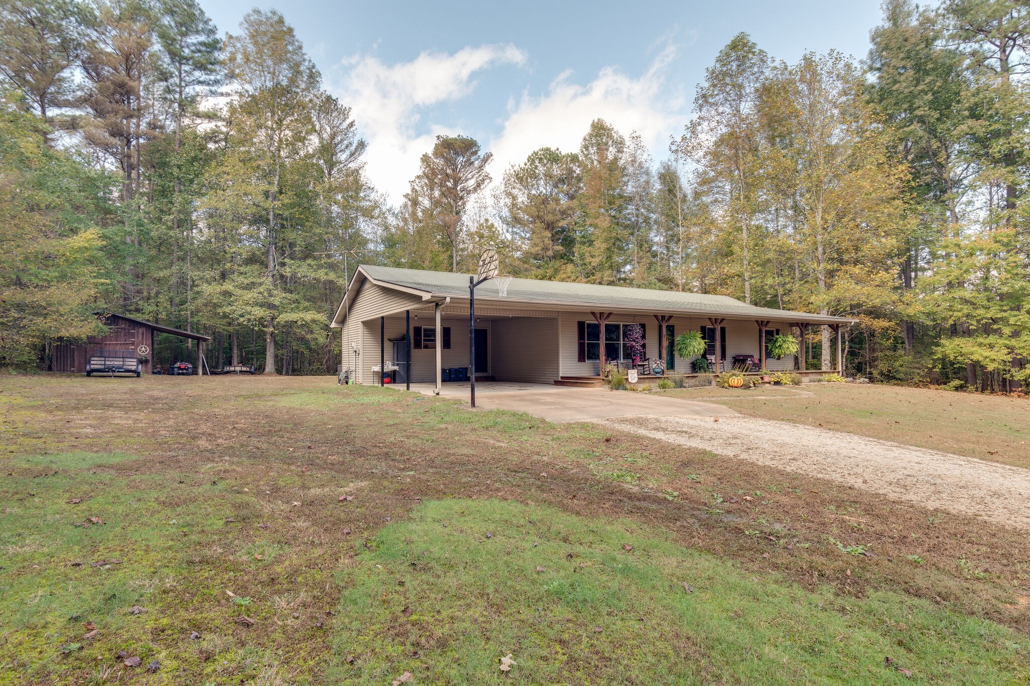 6494 Hurricane Creek Road Linden, TN 37096 - Photo 2 of 31 Gallery Image 2