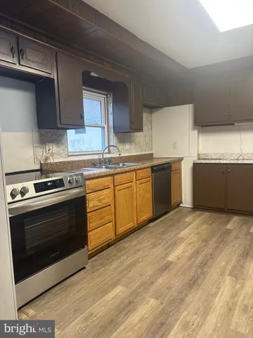 $1,950 | 614 North Cannon Avenue, Lansdale, PA 19446