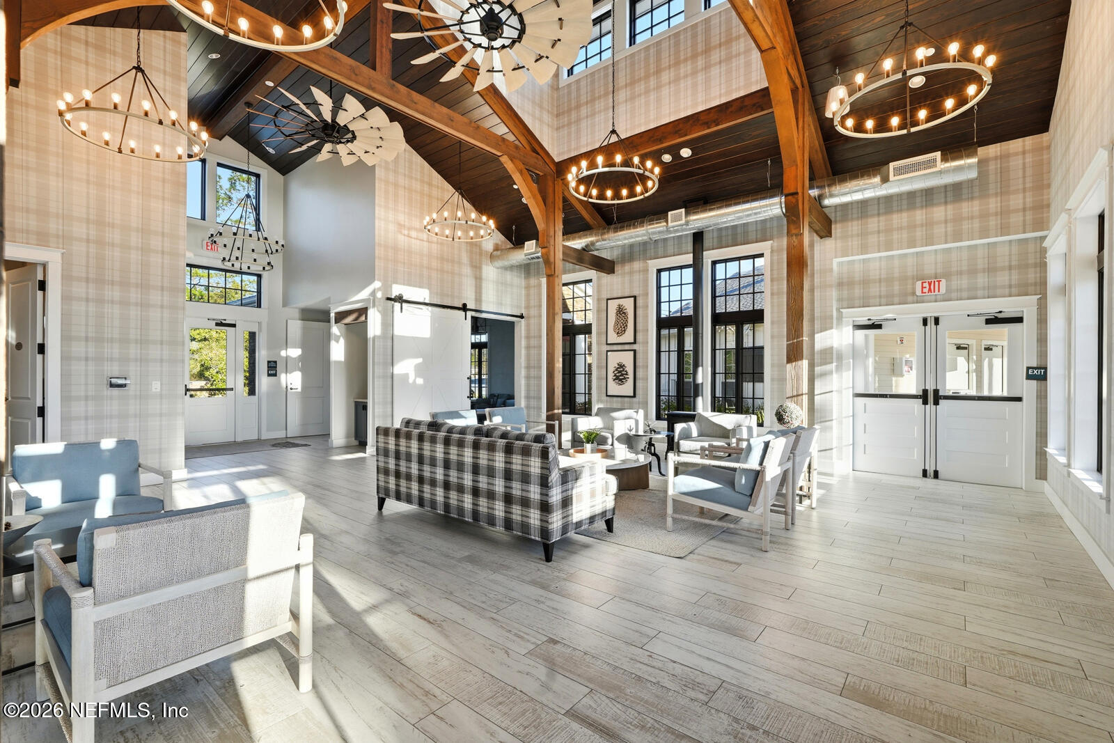 979 Rustic Ml Drive St. Augustine, FL 32092 - Photo 42 of 46 a living room with furniture