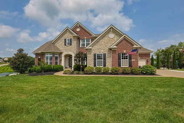 $900,000 | 2622 Twin Hills Court, Union, KY 41091
