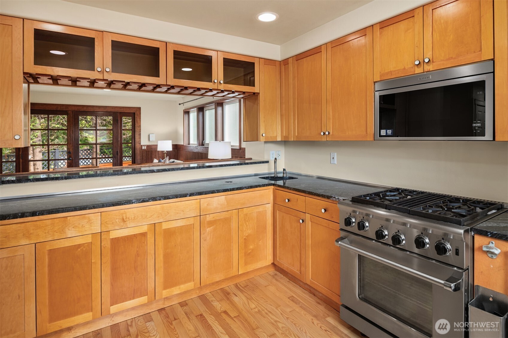 4600 Green Lake Way North Seattle, WA 98103 - Photo 13 of 33
