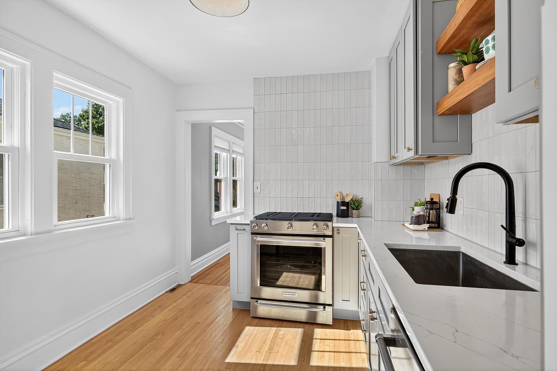 4809 31st Avenue South Minneapolis, MN 55417 - Photo 15 of 33