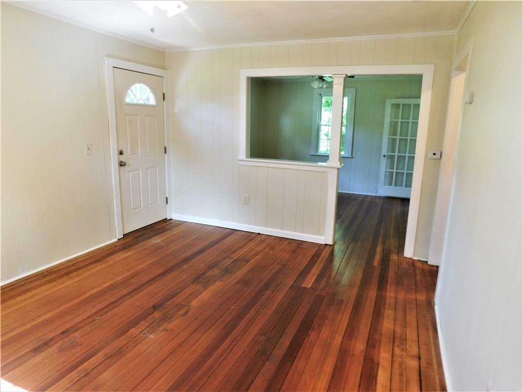 2 Edgewood Avenue Westerly, RI 02891 - Photo 19 of 39