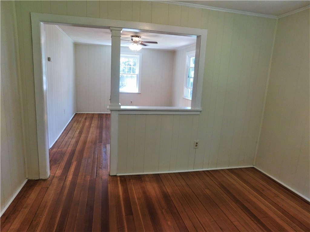 2 Edgewood Avenue Westerly, RI 02891 - Photo 25 of 39