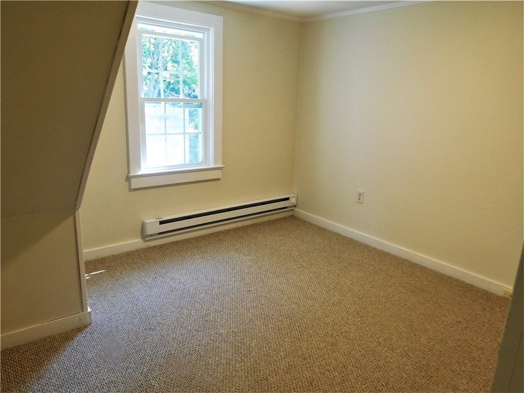 2 Edgewood Avenue Westerly, RI 02891 - Photo 28 of 39