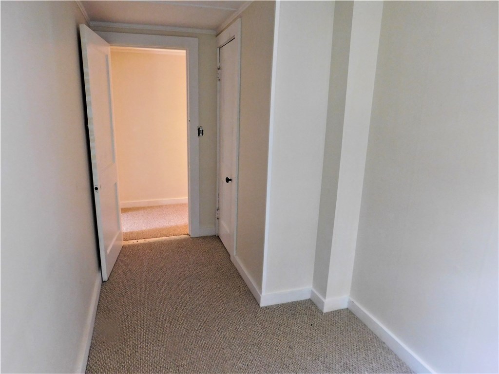 2 Edgewood Avenue Westerly, RI 02891 - Photo 36 of 39