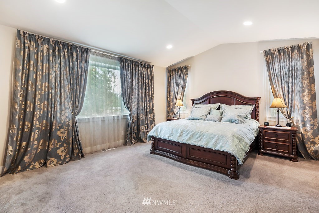 4901 Southeast 3rd Place Renton, WA 98059 - Photo 10 of 25