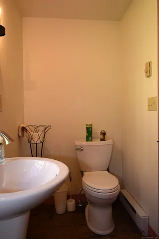 $1,800 | 100 Bradford Corner Road, Woodstock, CT 06282