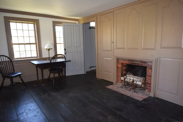 $1,800 | 100 Bradford Corner Road, Woodstock, CT 06282