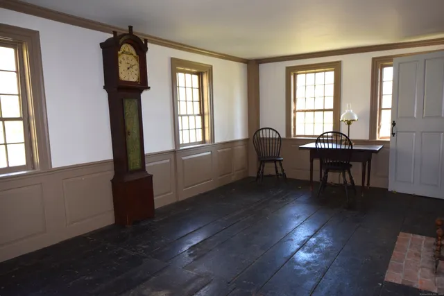 $1,800 | 100 Bradford Corner Road, Woodstock, CT 06282