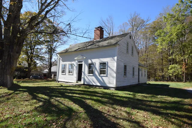 $1,800 | 100 Bradford Corner Road, Woodstock, CT 06282