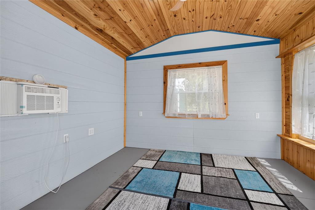 12151 Northeast 52nd Place Road Silver Springs, FL 34488 - Photo 34 of 48 Gallery Image 34