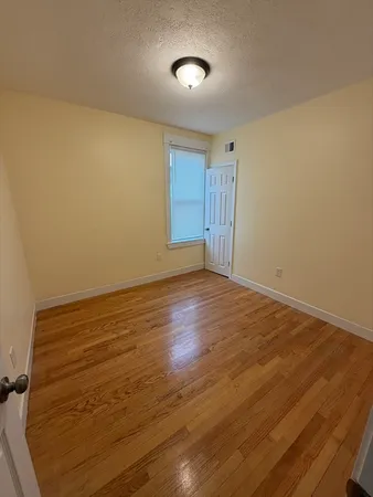 $3,300 | 8 Wilson Street, Unit 2, Lynn, MA 01902