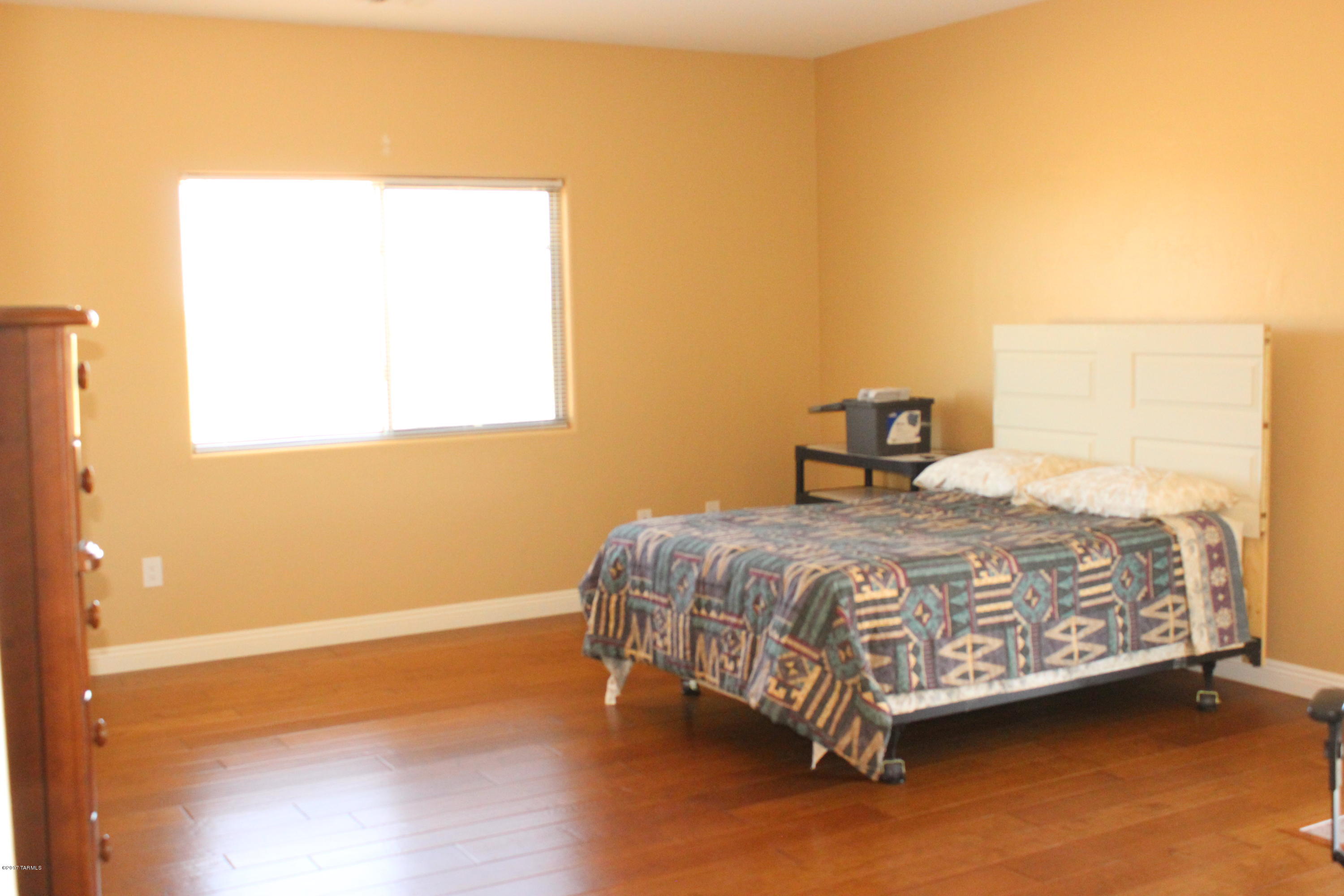 17062 West Moore Road Marana, AZ 85653 - Photo 16 of 37 Gallery Image 16