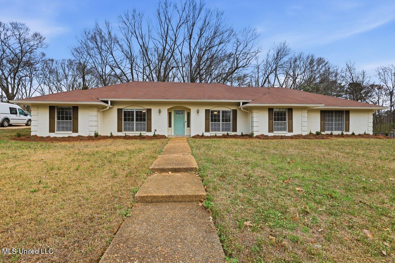 1508 Huntcliff Way Clinton, MS 39056 - Photo 1 of 37 1508 Huntcliff Way Home Tours MS
