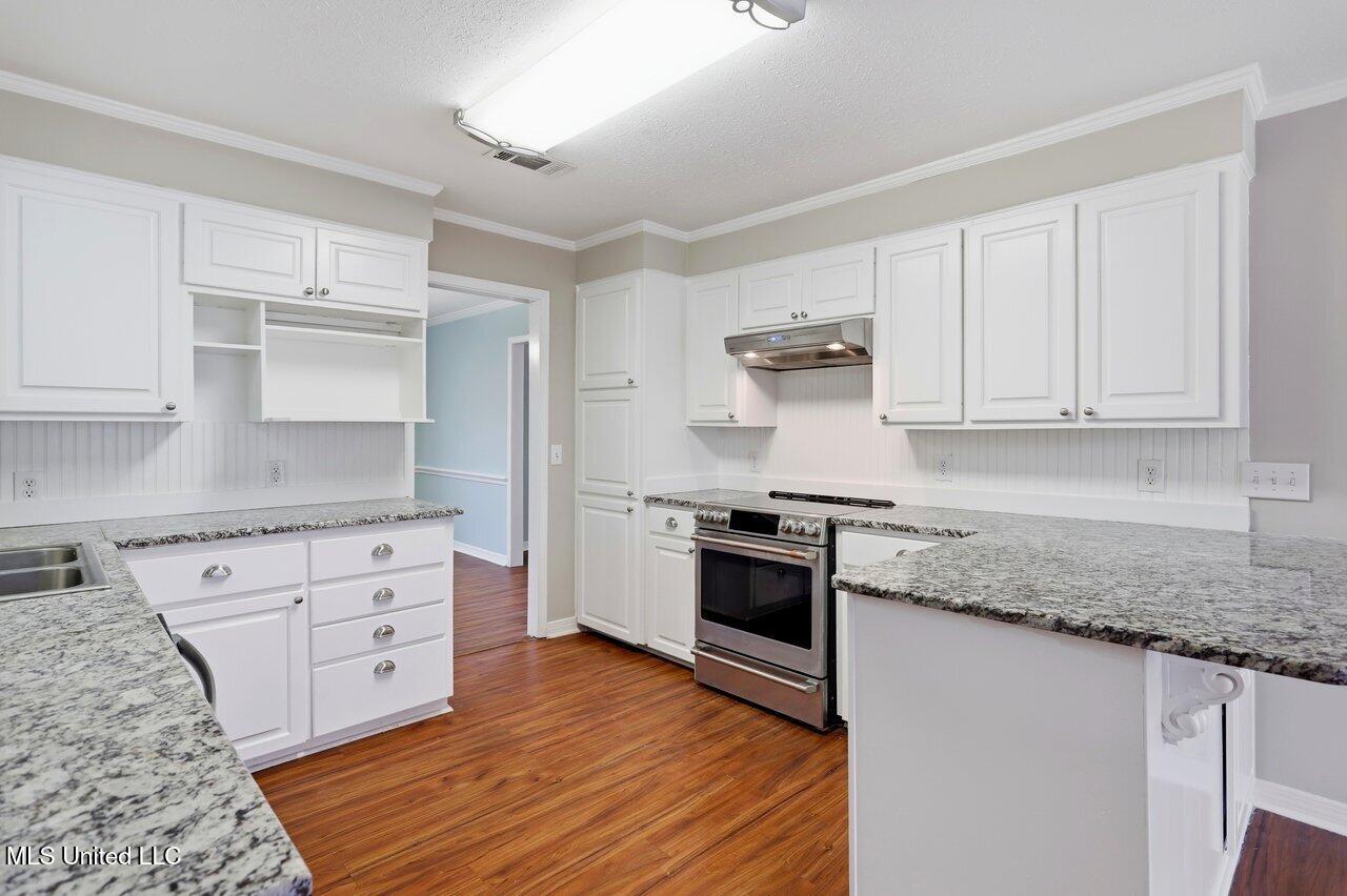 1508 Huntcliff Way Clinton, MS 39056 - Photo 11 of 37 1508 Huntcliff Way Home Tours MS 16