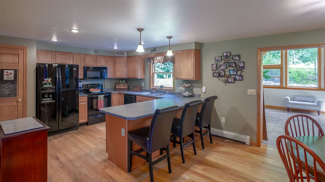 459 Old Keene Road Walpole, NH 03608 - Photo 4 of 30