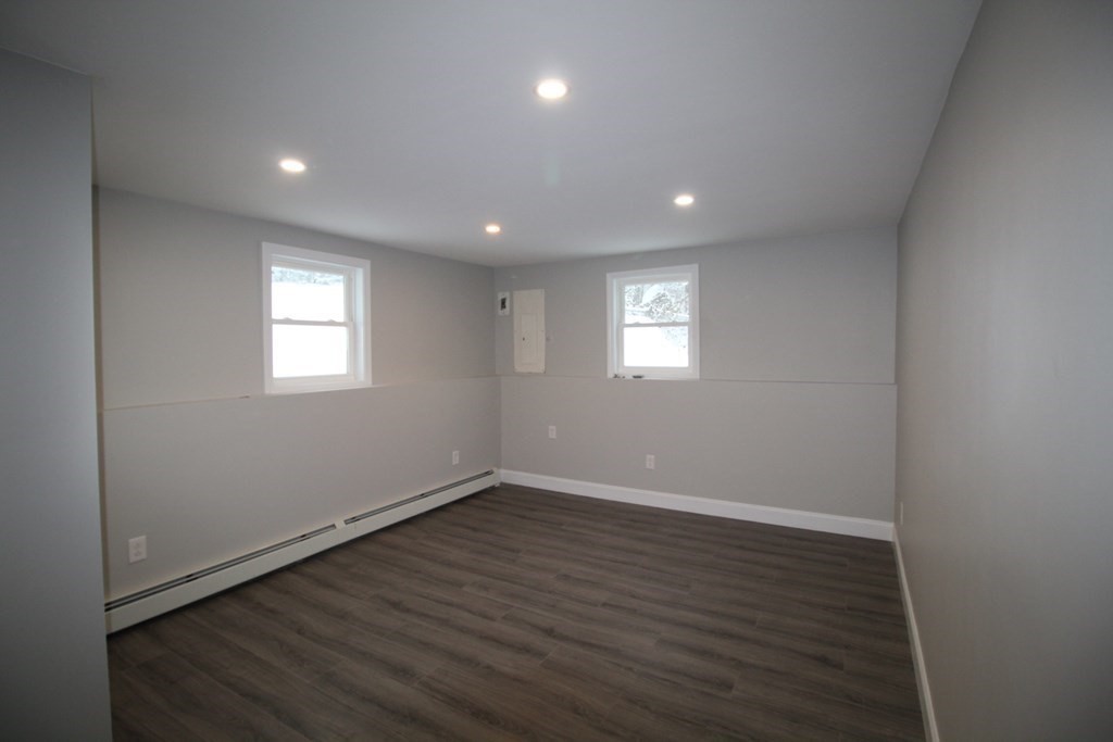 82 Breakneck Road Sturbridge, MA 01566 - Photo 18 of 28