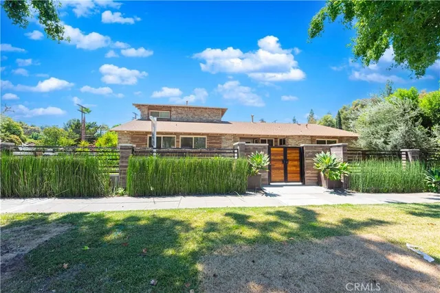 $2,195,000 | 5237 Topanga Canyon Boulevard, Woodland Hills, CA 91364