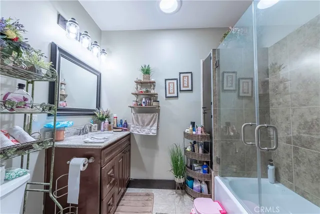 $2,195,000 | 5237 Topanga Canyon Boulevard, Woodland Hills, CA 91364