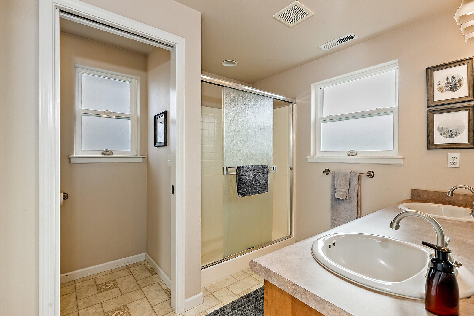 42 Chantrell Court Eagle Point, OR 97524 - Photo 26 of 36 26
