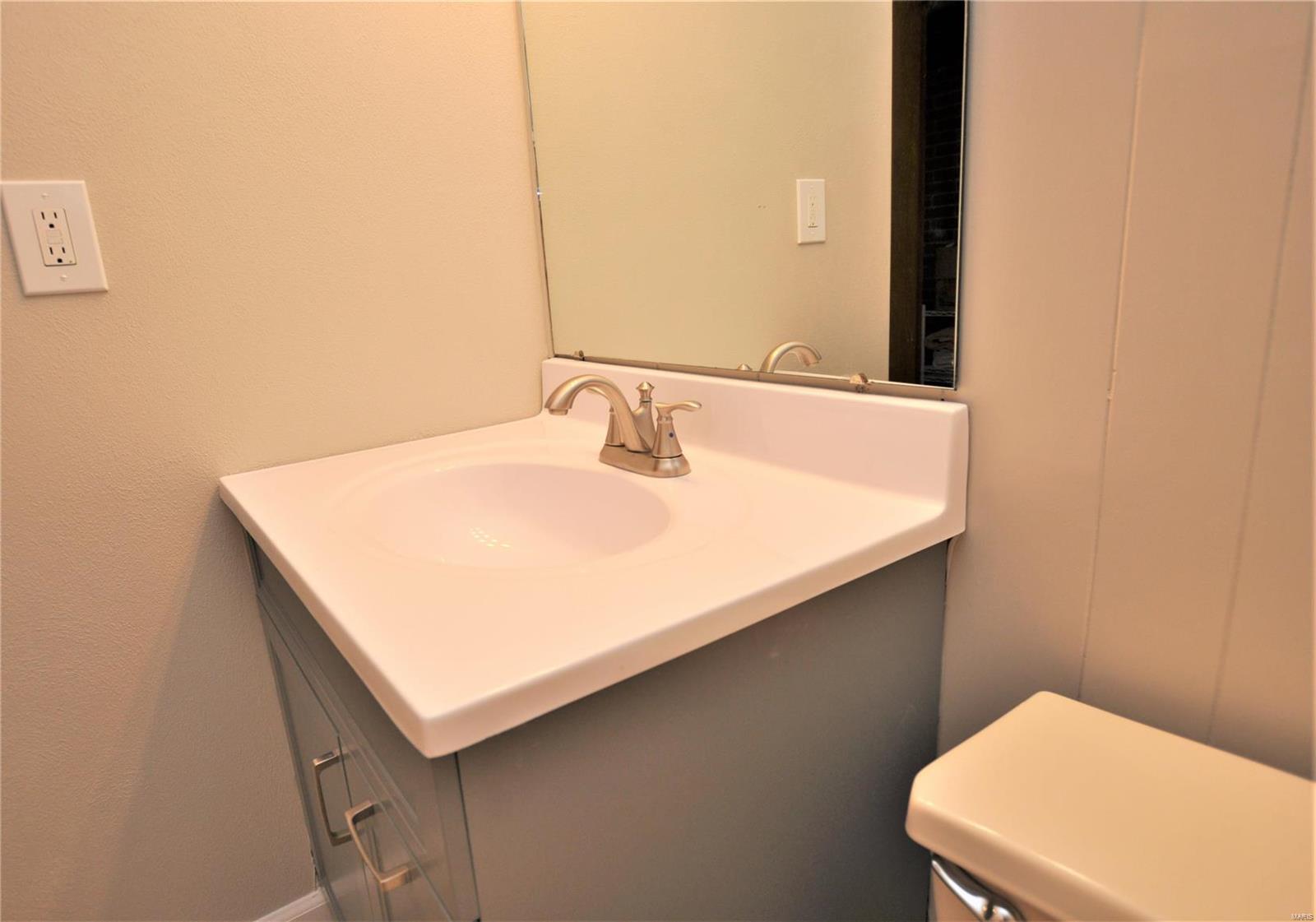 413 Blue Ridge Drive Belleville, IL 62223 - Photo 13 of 21 Gallery Image 13