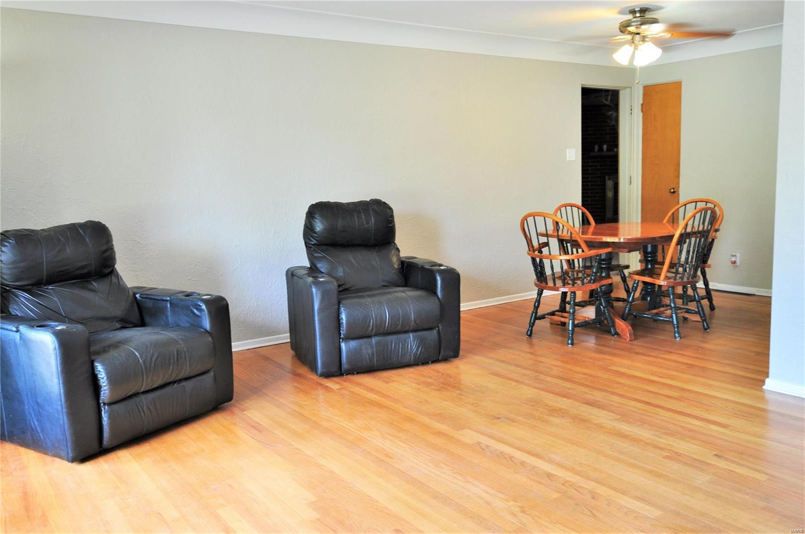 413 Blue Ridge Drive Belleville, IL 62223 - Photo 5 of 21 Gallery Image 5