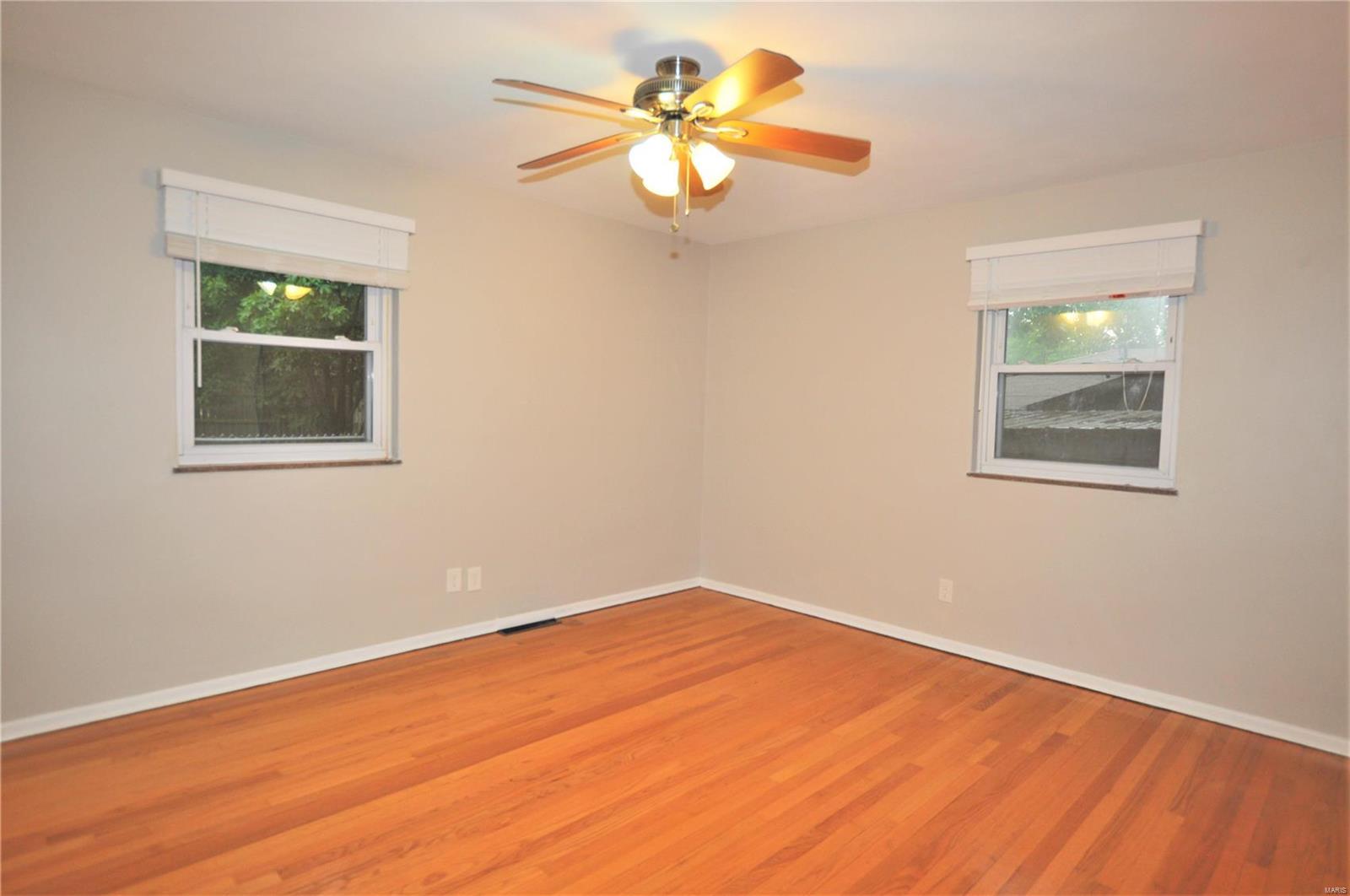 413 Blue Ridge Drive Belleville, IL 62223 - Photo 9 of 21 Gallery Image 9
