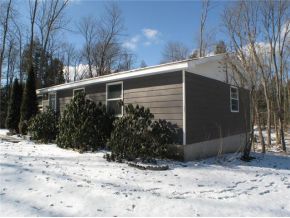 4015 Foster Valley Road Endicott, NY 13760 - Photo 7 of 12 Gallery Image 7