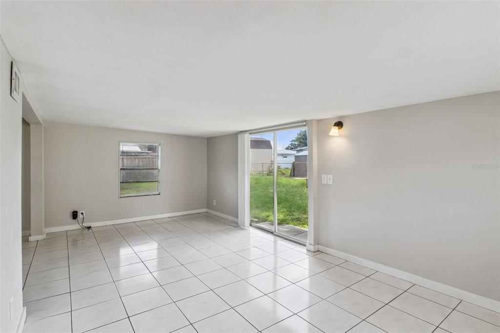 712 Clayton Street Brandon, FL 33511 - Photo 8 of 32