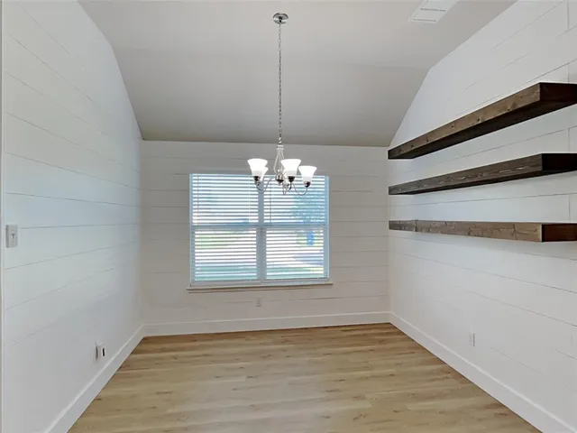 $315,000 | 1337 Shelley Drive, Burleson, TX 76028