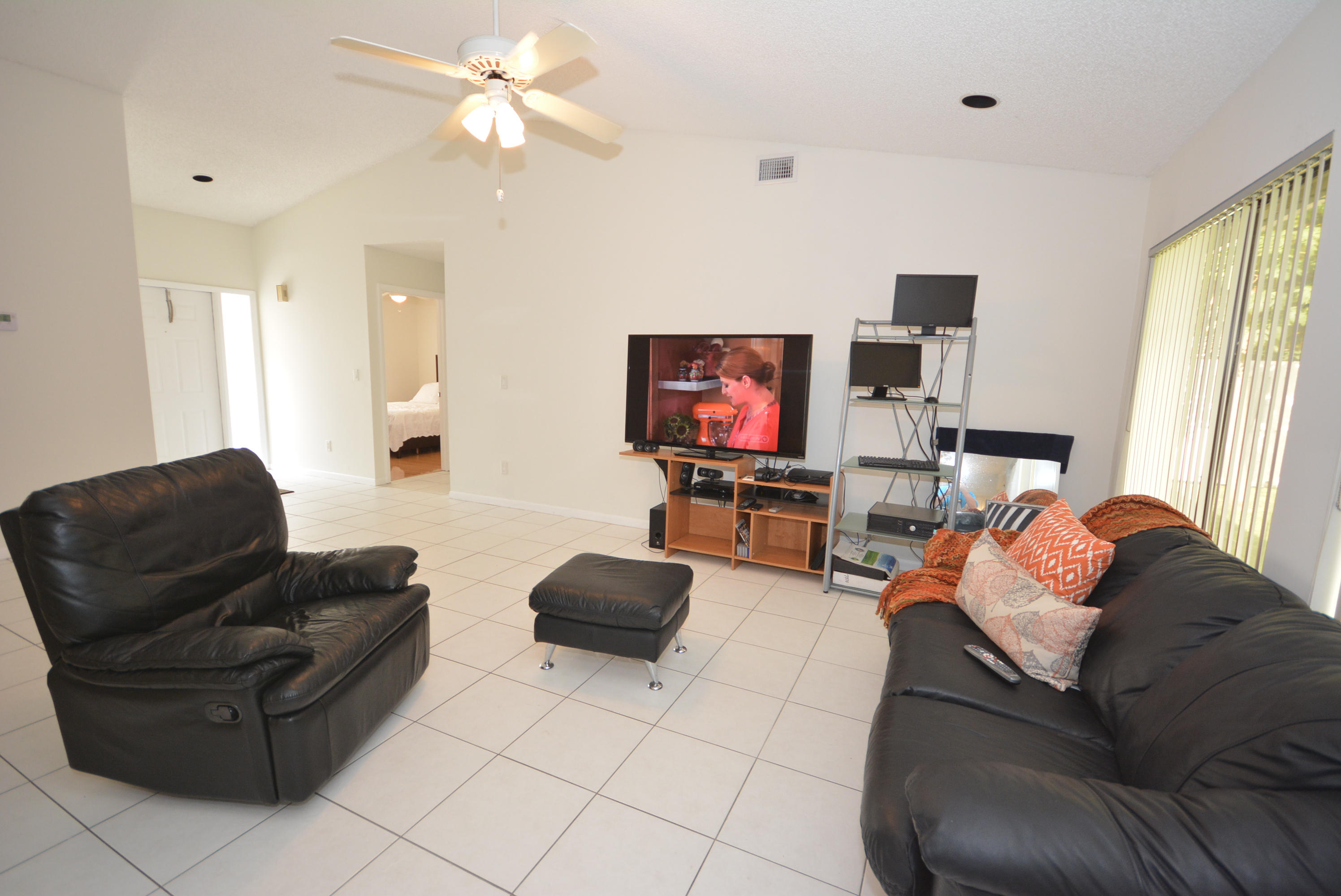 9925 Pinellas Park Road Boca Raton, FL 33428 - Photo 7 of 22 EBF_8815