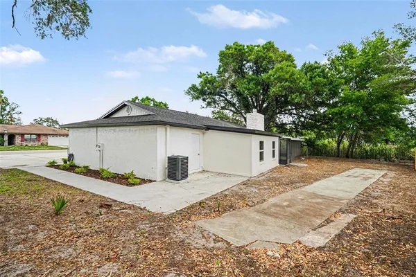 $369,900 | 707 Queens Court, Seffner, FL 33584