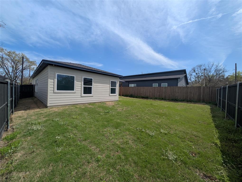 1890 Johnson Street Greenville, TX 75401 - Photo 21 of 21