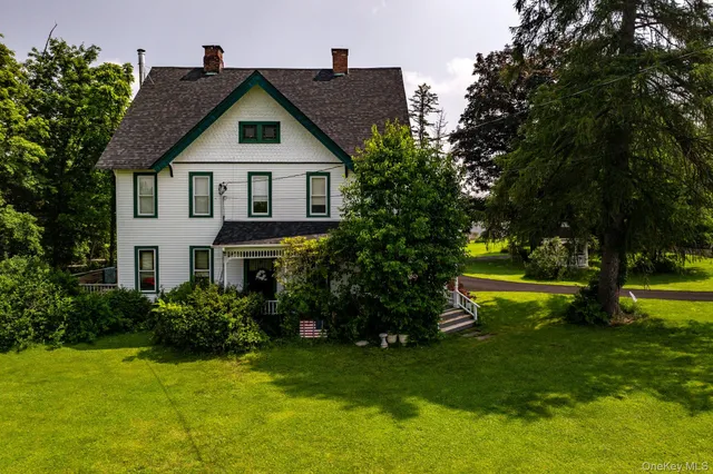 $759,000 | 482 Scotchtown Avenue, Middletown, NY 10941