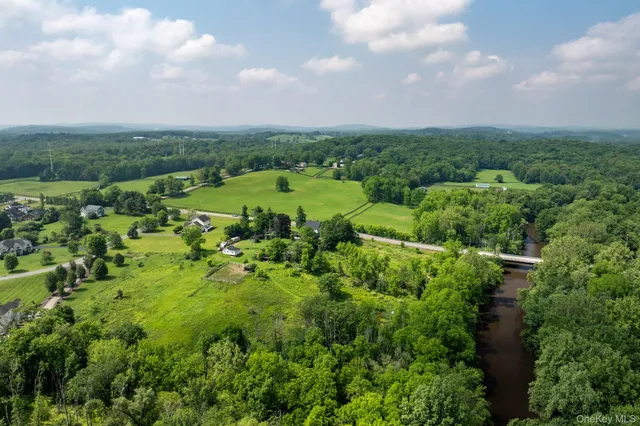 $759,000 | 482 Scotchtown Avenue, Middletown, NY 10941