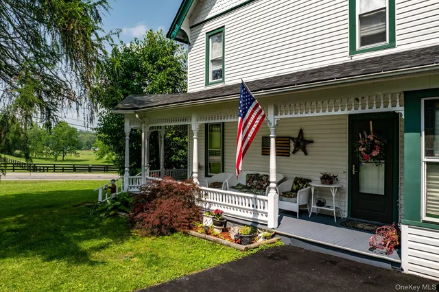 $759,000 | 482 Scotchtown Avenue, Middletown, NY 10941